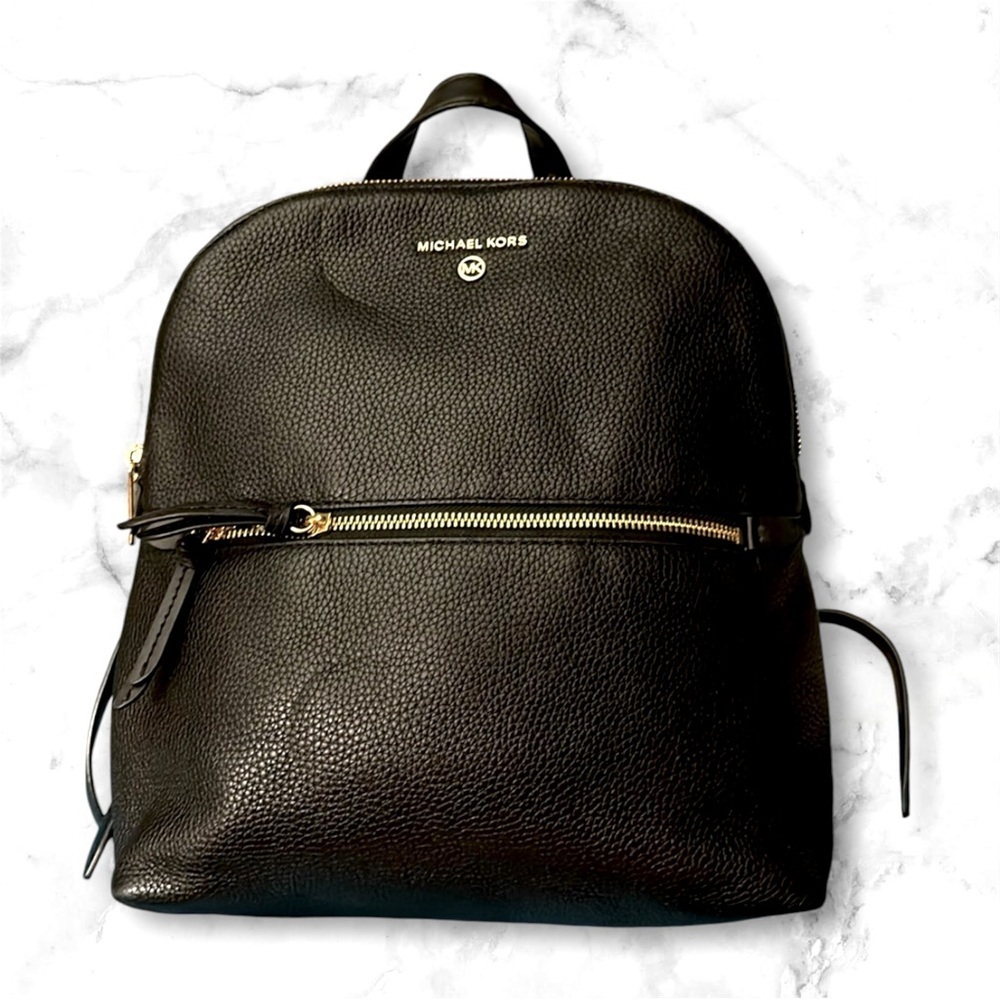 BACKPACK SLEEK MICHAEL KORS Rhea Zip Black NEW Medium CAVIAR Thick Leather - Picture 1 of 5